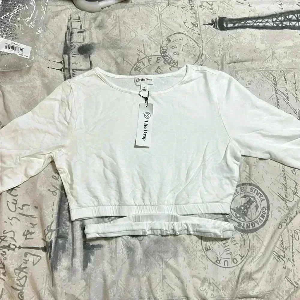 Crop top - Picture 2 of 4